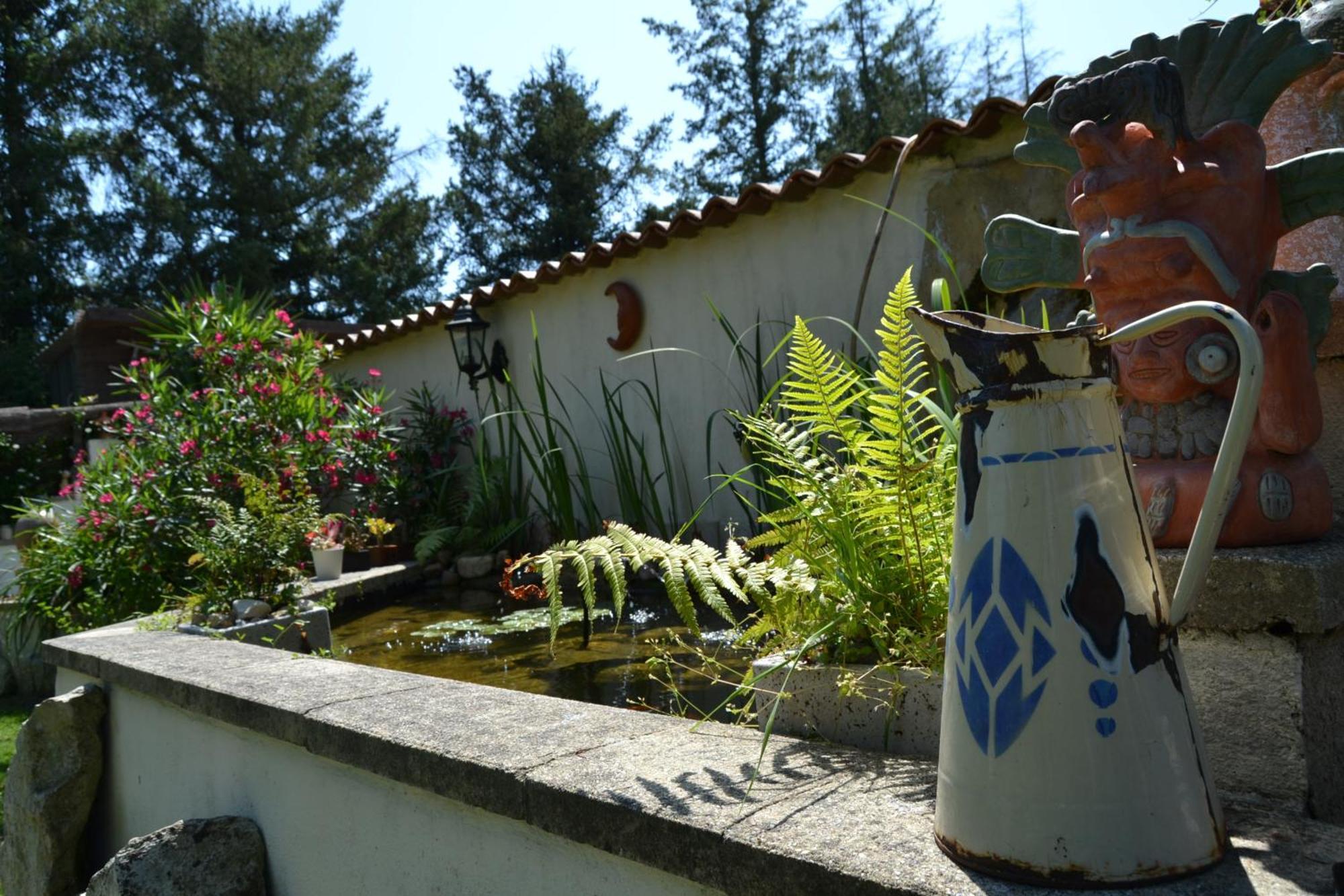 Le Gite De La Lombriere Saint-Denis-de-Pile Bagian luar foto